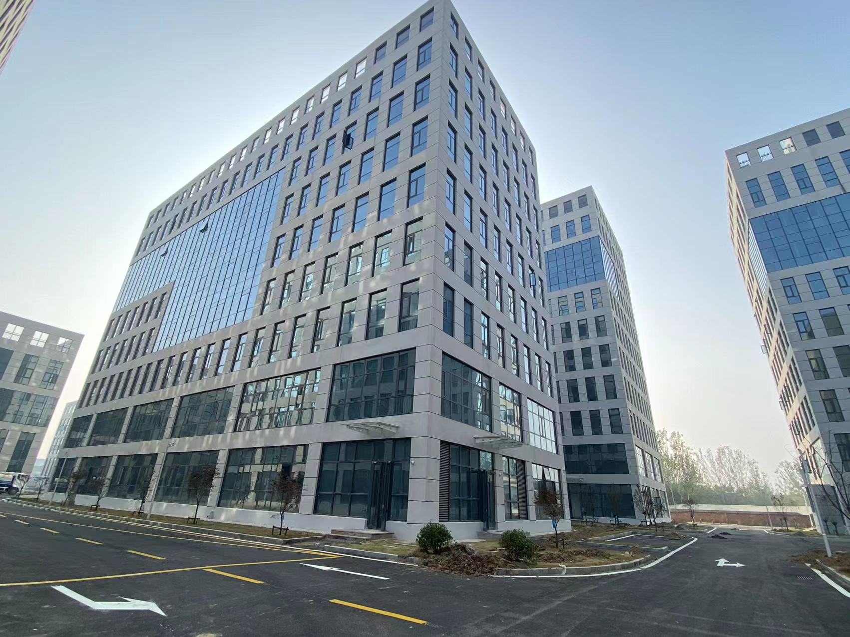 新乡电波科技城厂房楼隔热断桥铝合金工程